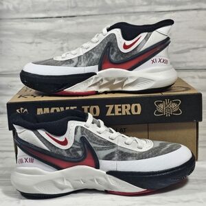 Boys 11C Nike Kyrie 8 White and Black Sneakers
